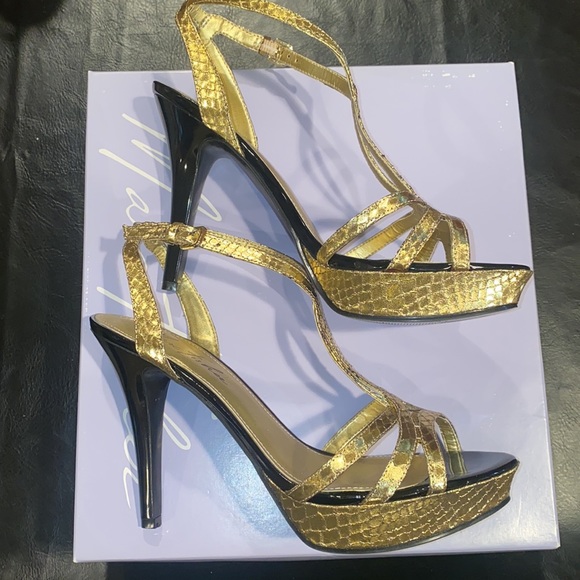 Marc Fisher Heels - Picture 4 of 9